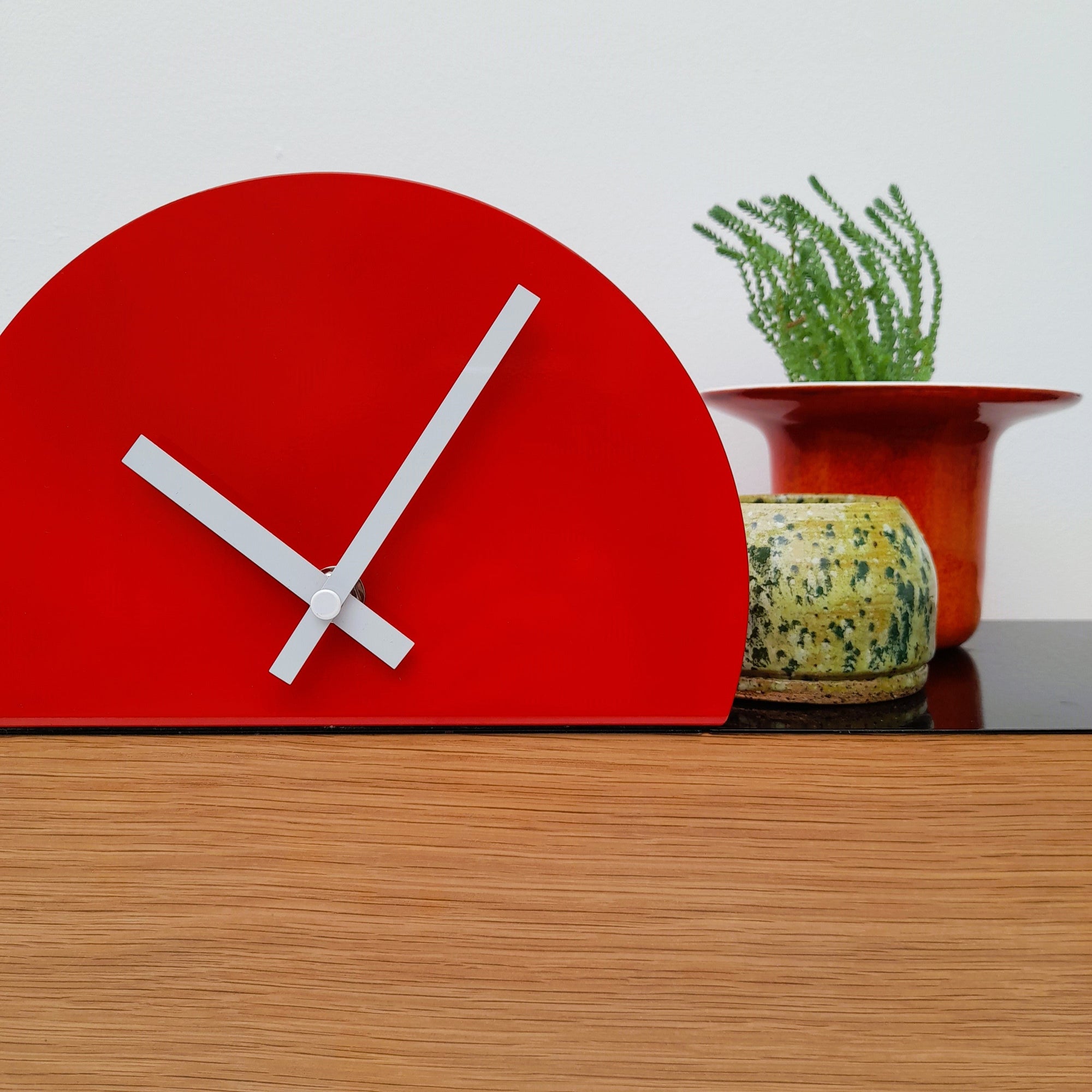 Shopping from the UK? Here’s What You Need to Know About US Tariffs (and Why You Won’t Get Any Surprise Fees)